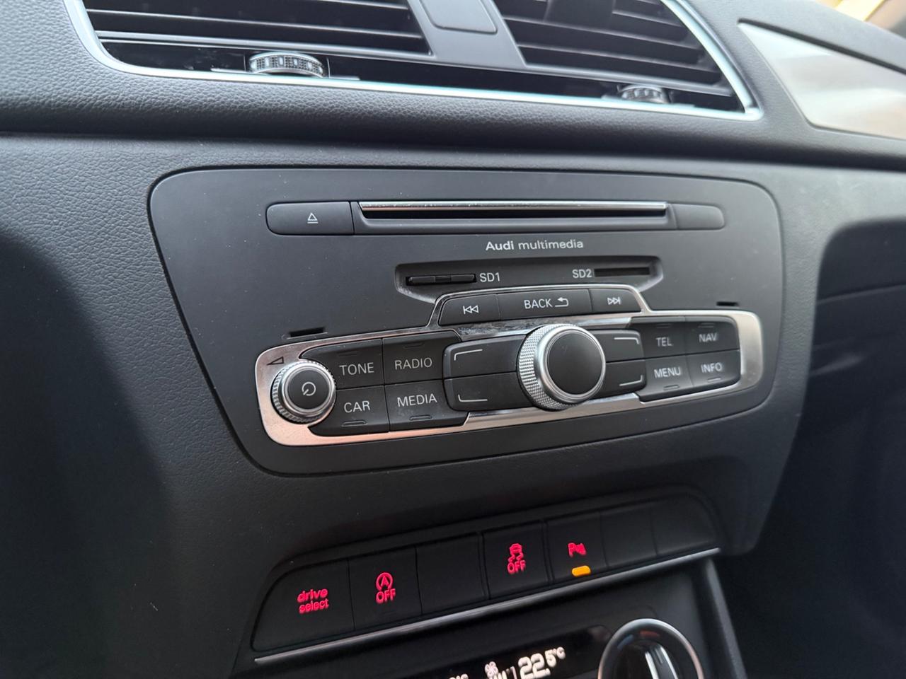Audi Q3 2.0 TDI 150 CV S tronic S-lline