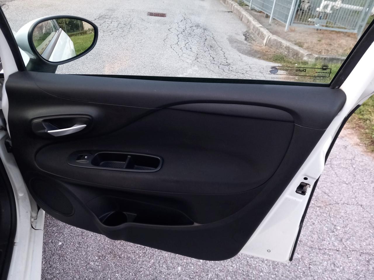 Fiat Punto 1.2 Lounge OK NEO