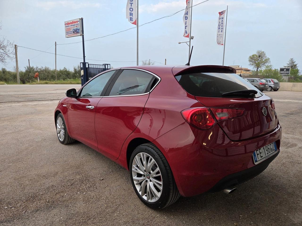 Alfa Romeo Giulietta 1.6 JTDm-2 120 CV Distinctive