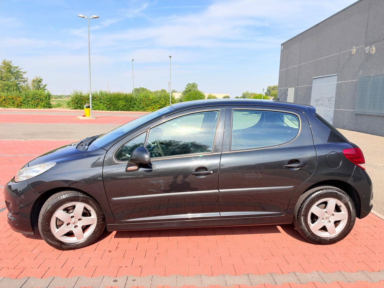 Peugeot 207 1.4 VTi 95CV 5p. XS