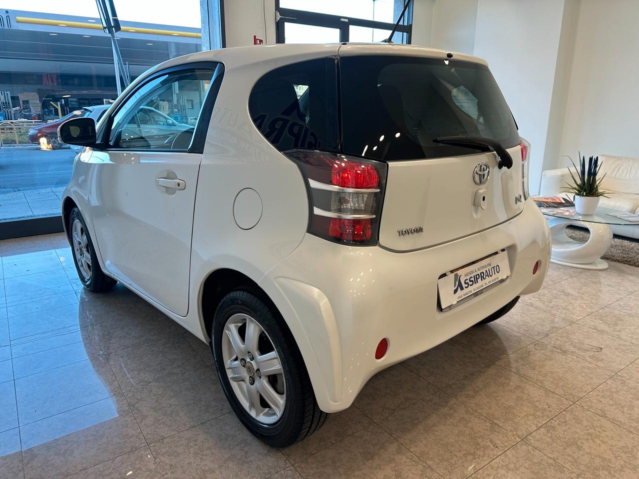 Toyota iQ 1.0 Multidrive **SOLO 78000KM**