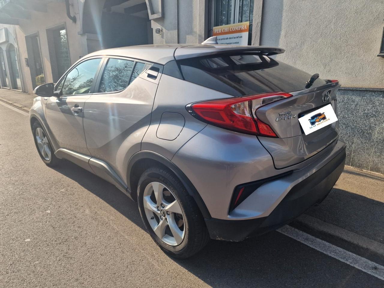 Toyota C-HR 1.8 Hybrid E-CVT