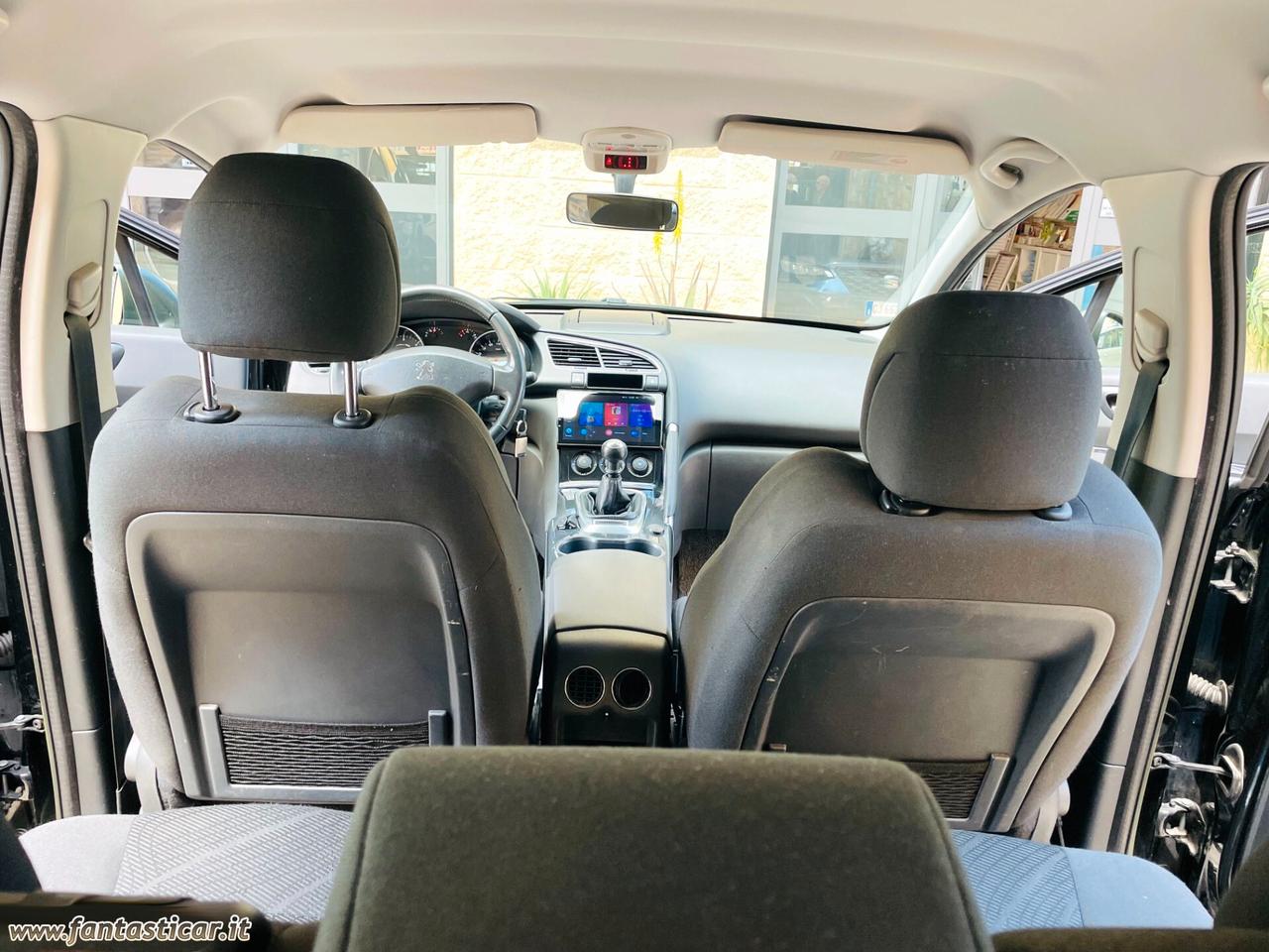 Peugeot 3008 1.6 HDi 115CV Access