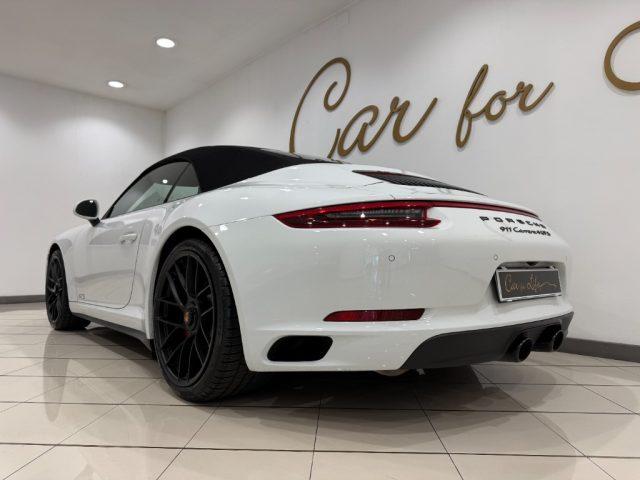 PORSCHE 911 3.0 Carrera 4 GTS Cabriolet