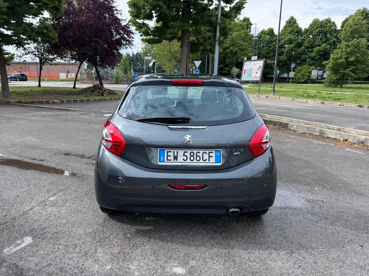 Peugeot 208 1.6 e-HDi 92 CV Stop&Start ETG6 3 porte Allure