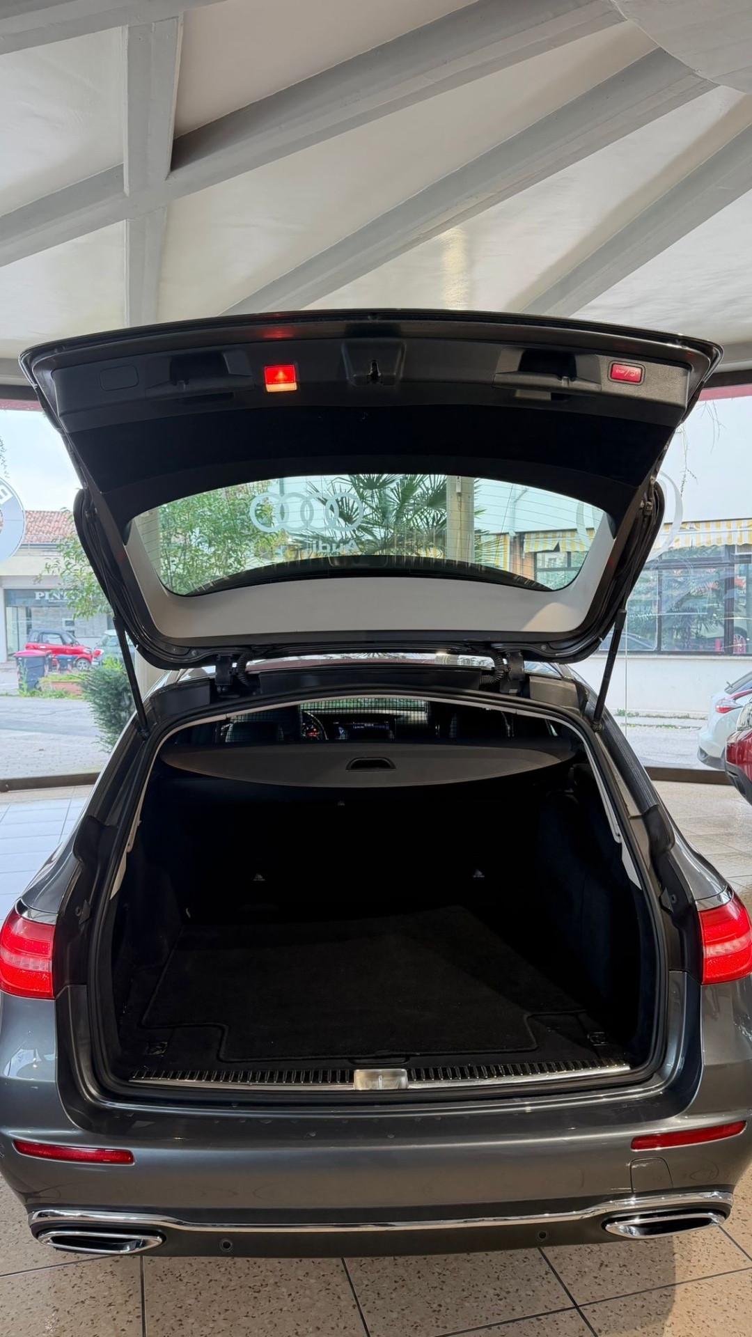 Mercedes-benz E 220 d S.W. Auto Exclusive