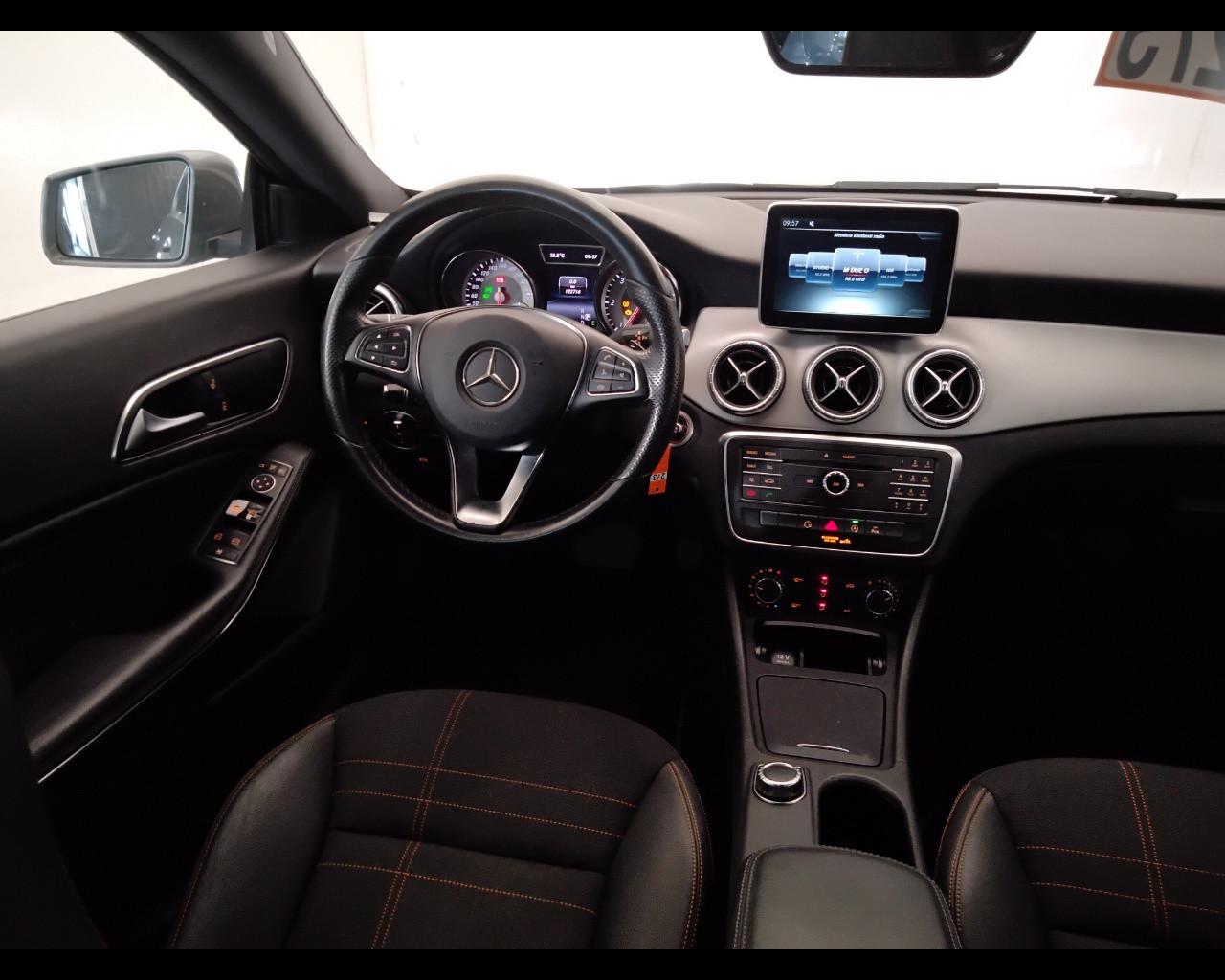 Mercedes-Benz CLA Shooting Brake - X117 - CLA Shooting Brake 200 d (cdi) S