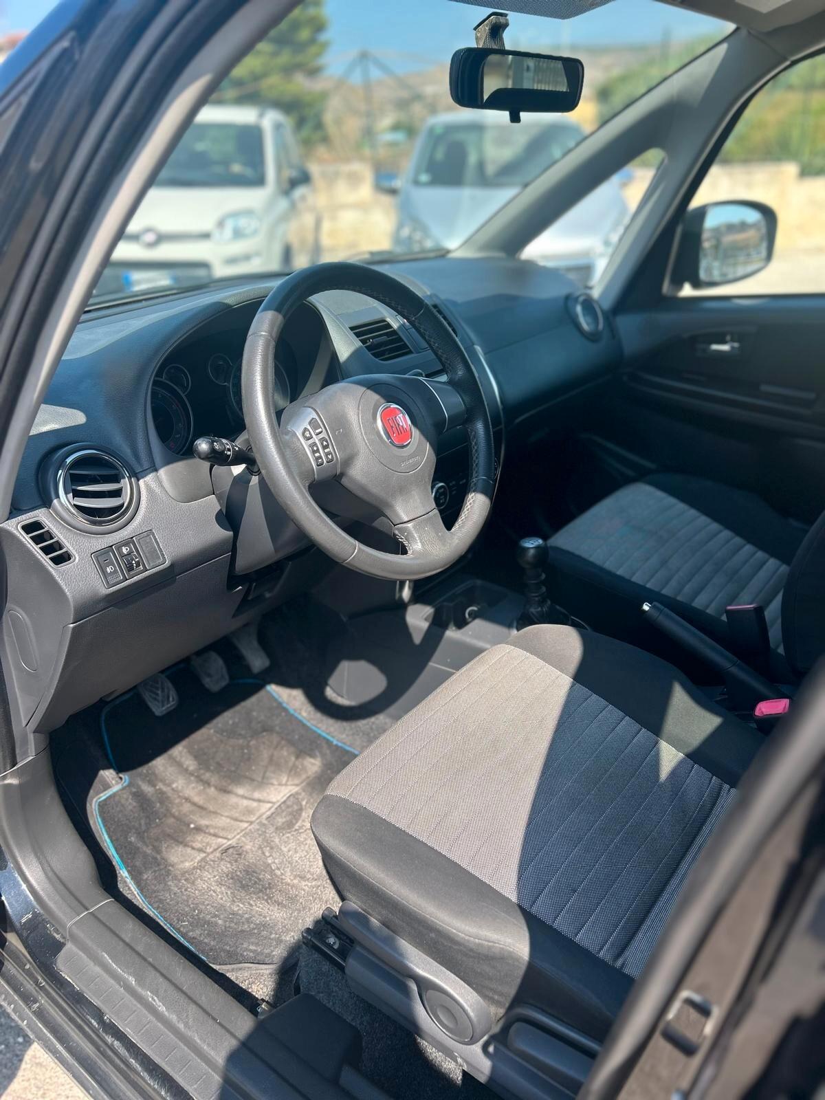Fiat Sedici 2.0 MJT 16V DPF 4x4 Experience