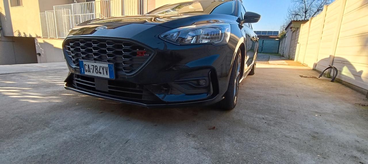 EcoBoost Hybrid 125 CV 5p. ST-Line NEO PATENTATI, PREZZO SOTTOCOSTO!!!!!!!