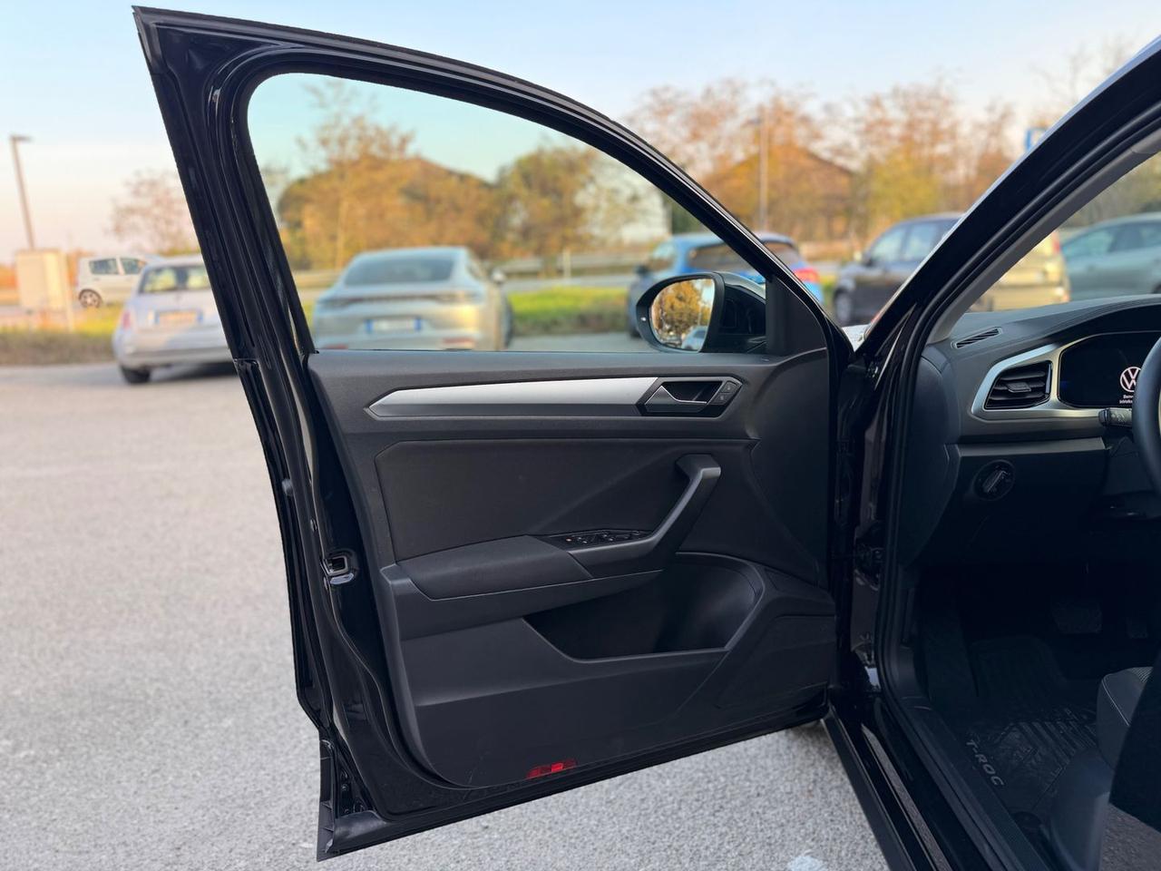 Volkswagen T-Roc Life 1.5 TSI #7870