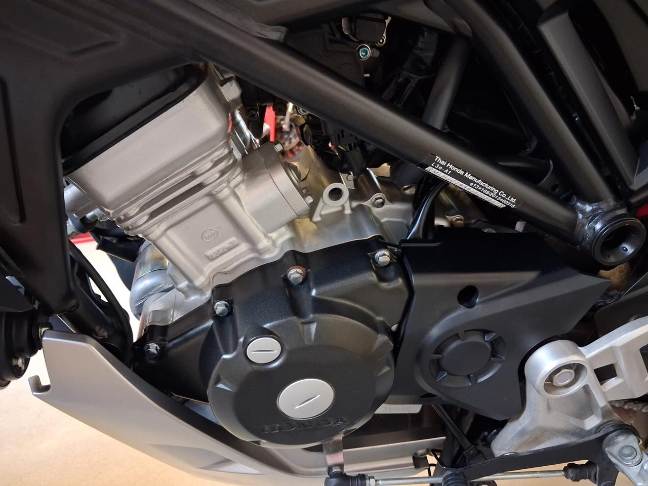 Honda CB 125 R ABS