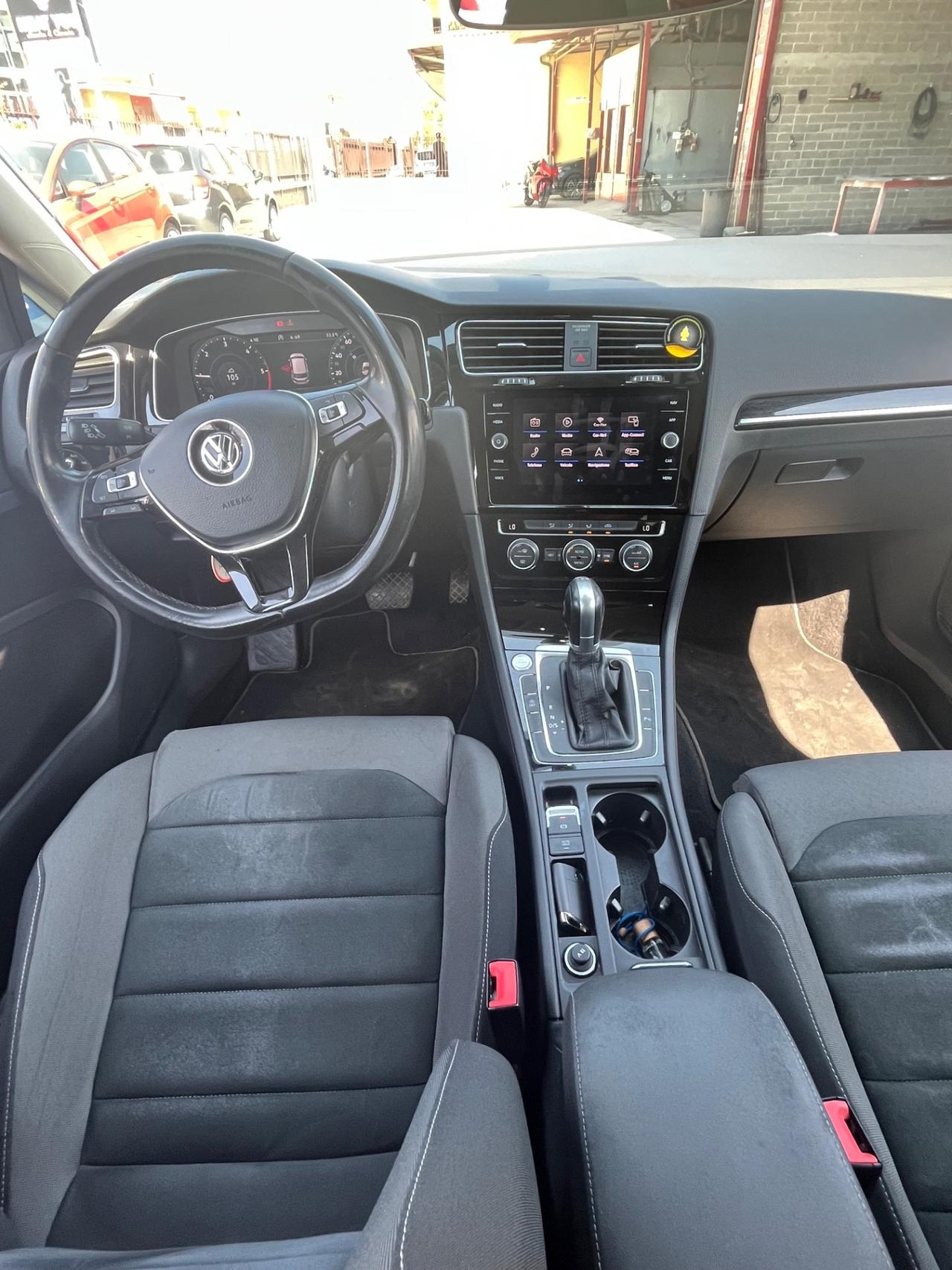 Volkswagen Golf 1.6 TDI