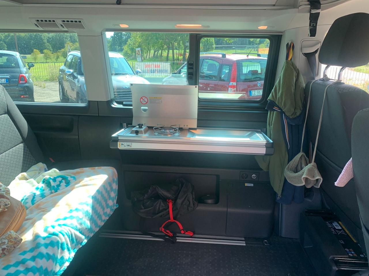 CALIFORNIA BEACH TDI 150 CV 5 POSTI-AUTOMATICO-13000 KM 2024-ACCESSORIATO-4 P LETTO-CUCINA.