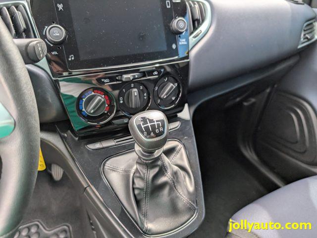 LANCIA Ypsilon 1.0 FireFly 5p S&S Hybrid Platino OK NEOPATENTATI