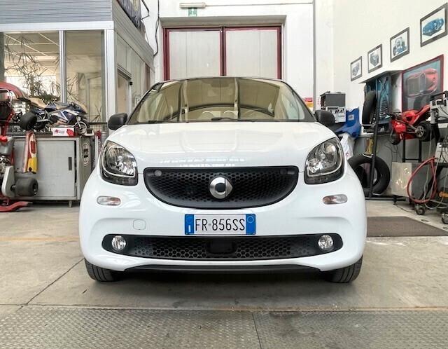 Smart ForFour 70 1.0 Youngster