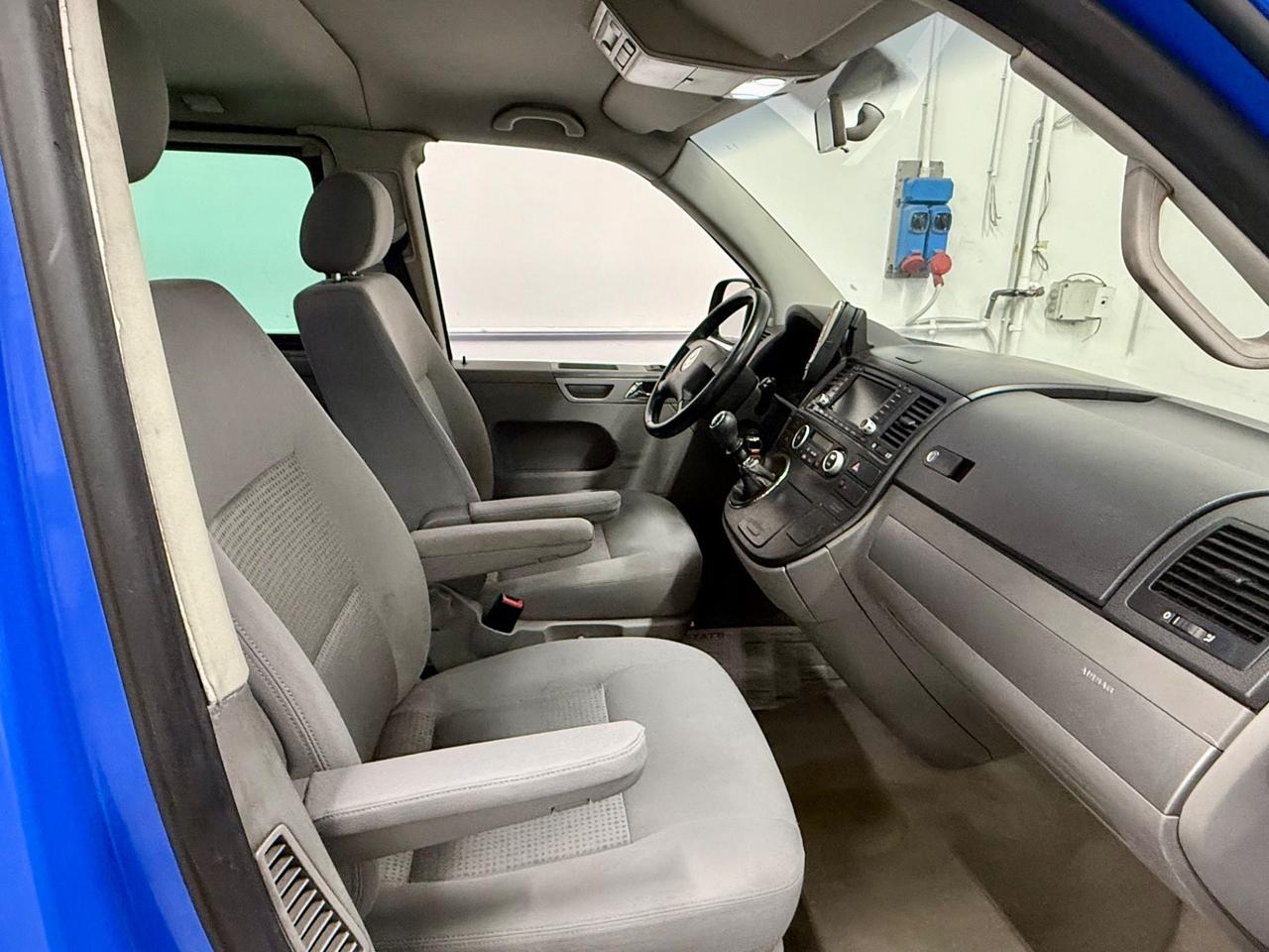 Volkswagen T5 Multivan riservato