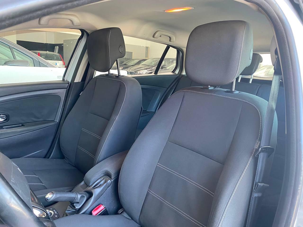 Renault Megane - 1.5 | 110 CV
