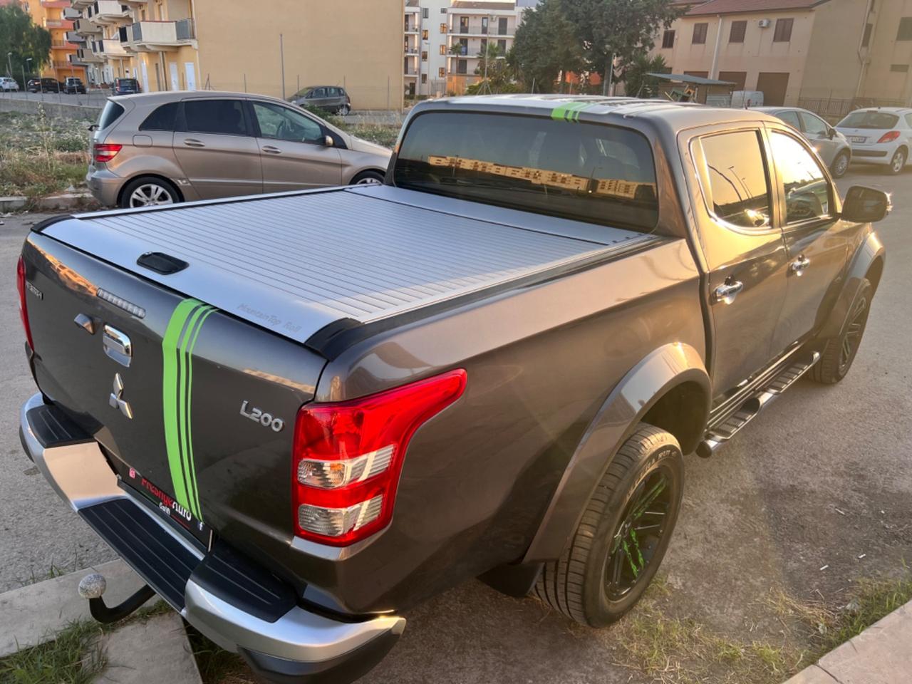 Mitsubishi L200 2.4 DI-D/181CV doppia cabina diamant edition