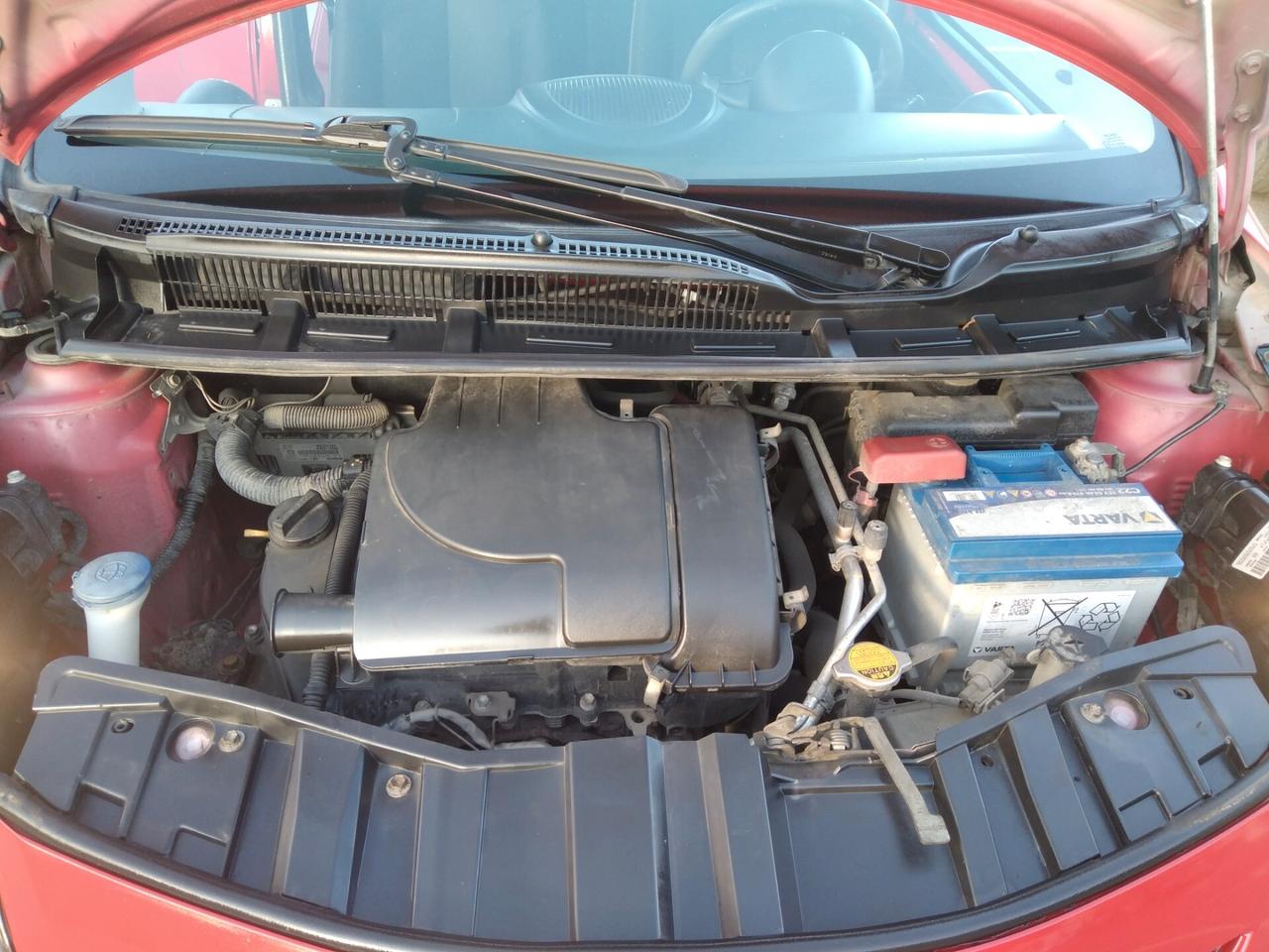 Toyota Aygo 1.0 12V VVT-i 5 porte Cool Soda Connect x neopatentati