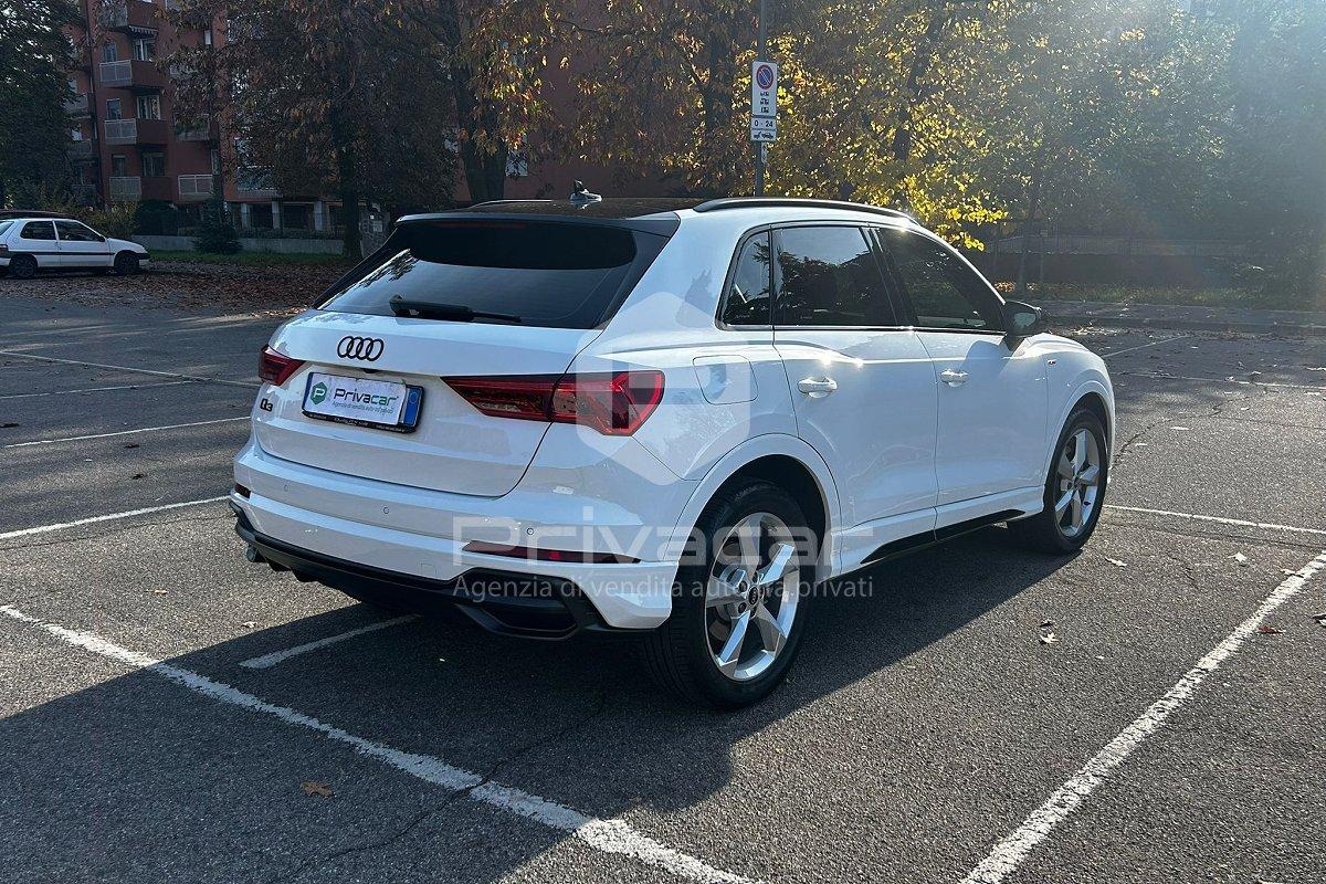 AUDI Q3 45 TFSI e S tronic S line edition