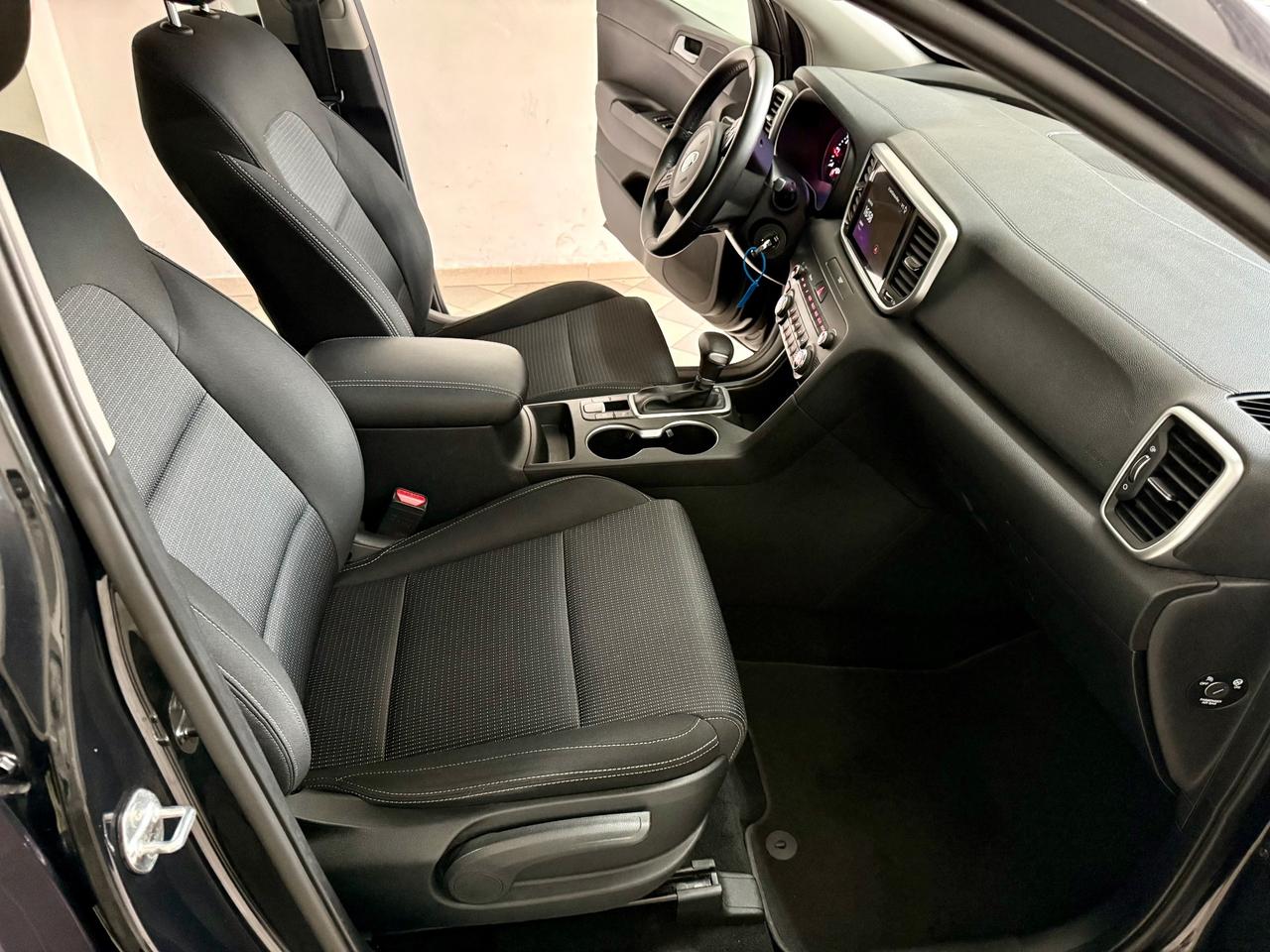Kia Sportage 1.6 CRDI 136 DCT7 2WD Mild Hybrid Black Edition