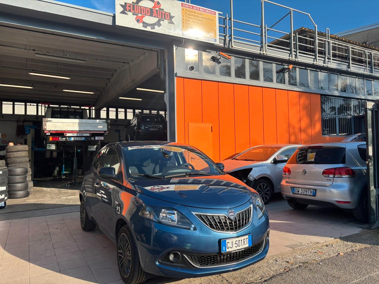 Lancia Ypsilon 1.0 FireFly 5 porte S&S Hybrid Ecochic A. Ferretti