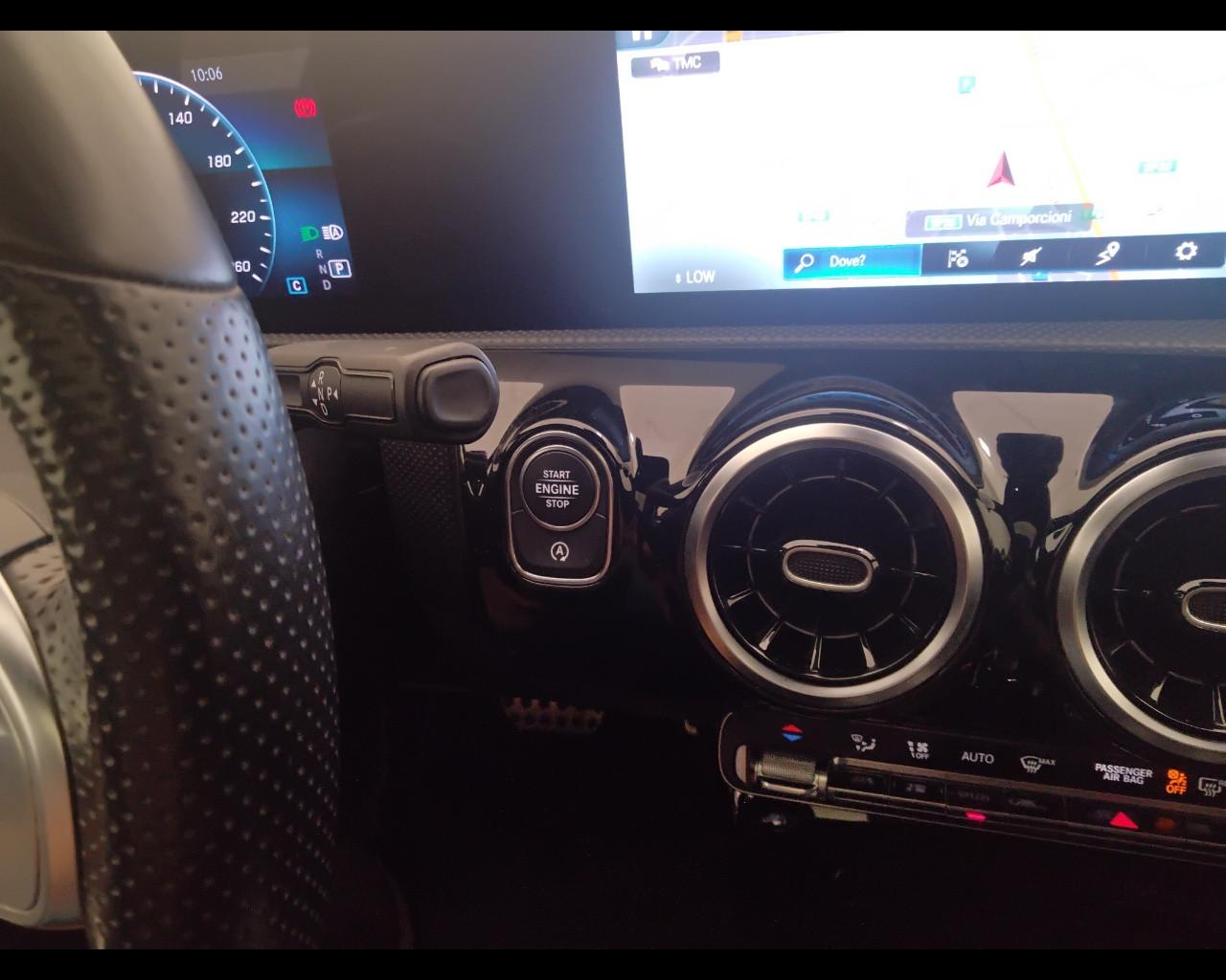 Mercedes-Benz CLA Sh.Brake - X118 - CLA Shooting Brake 200 d Premium auto