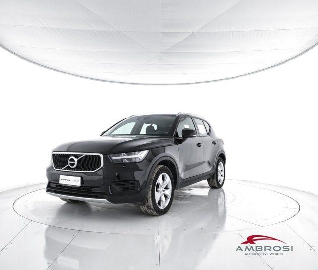 VOLVO XC40 T2 Momentum