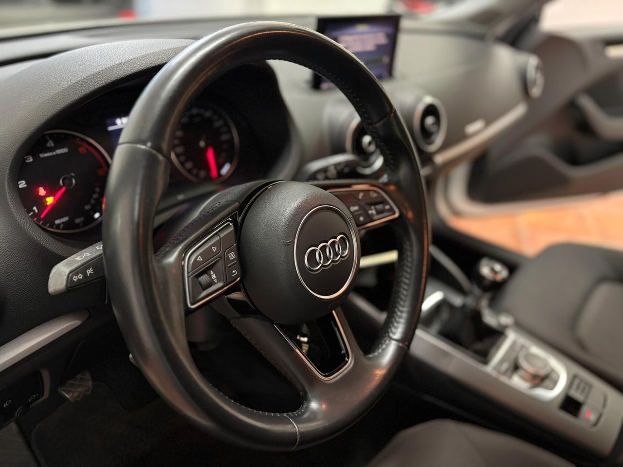 Audi A3 SPB 30 TDI Business
