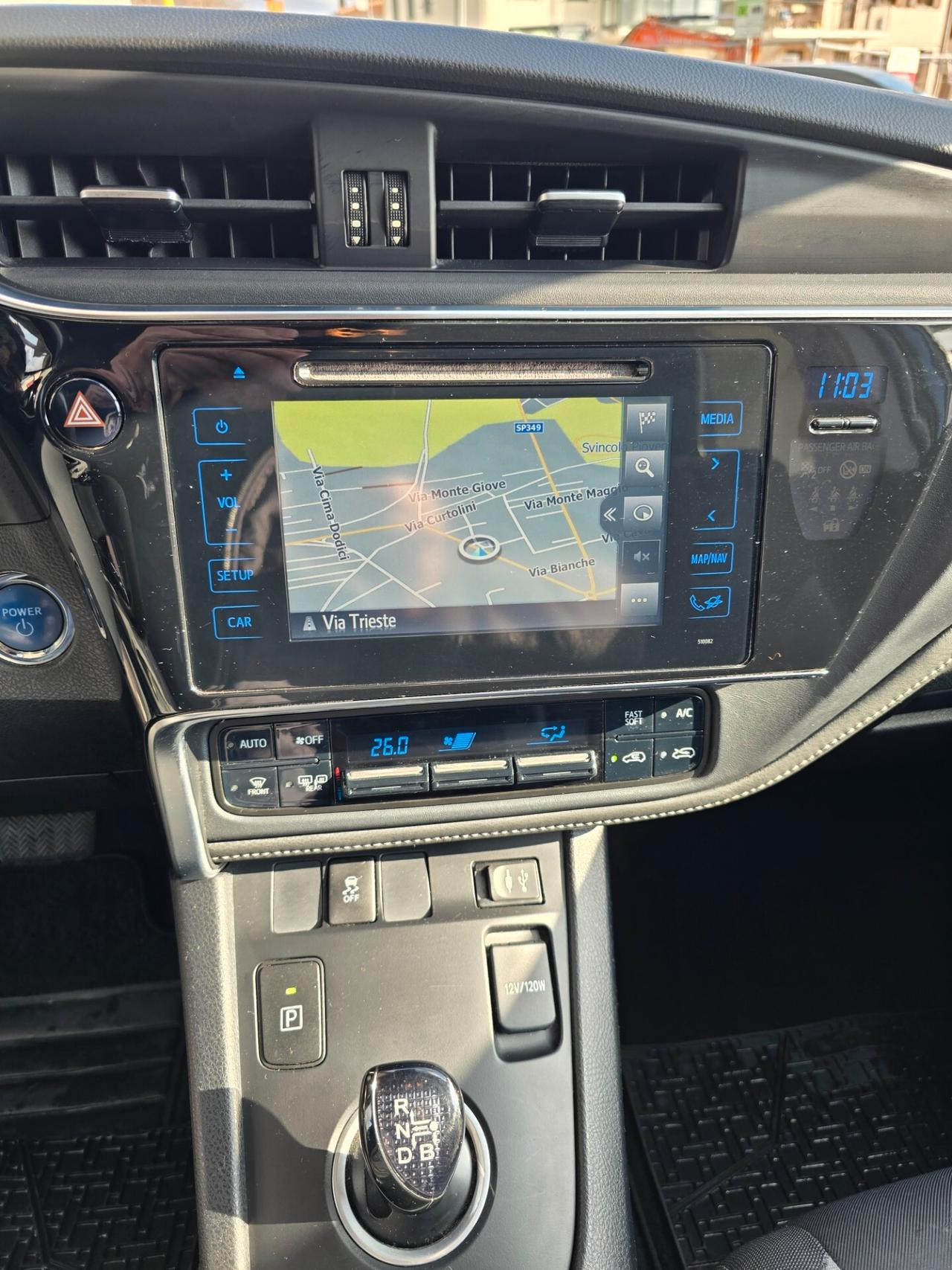 Toyota Auris Touring Sports 1.8 Hybrid Lounge 2015 E6