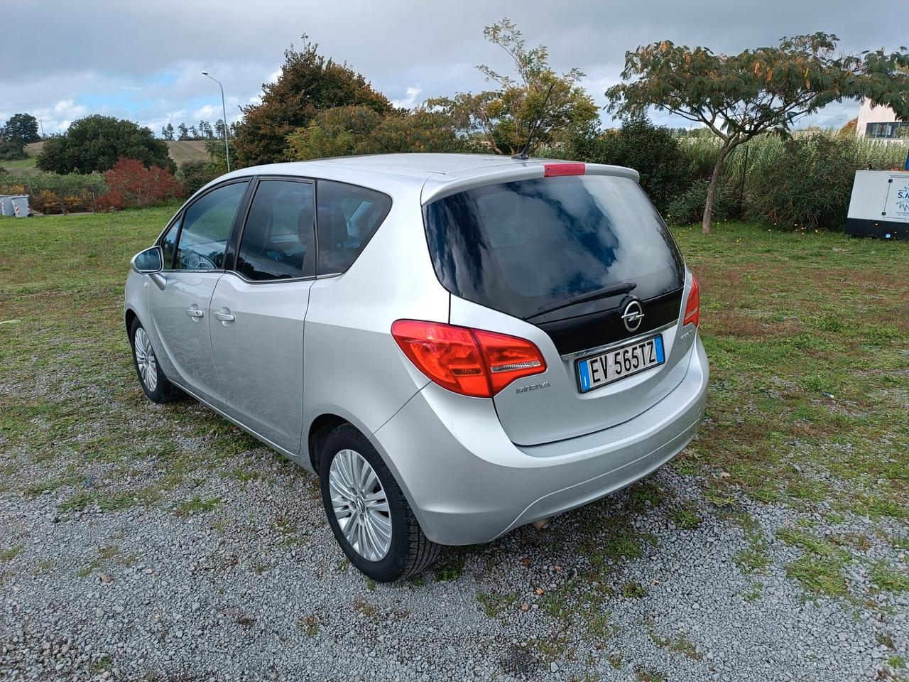 Opel Meriva 1.3 CDTI 95CV neopatentati