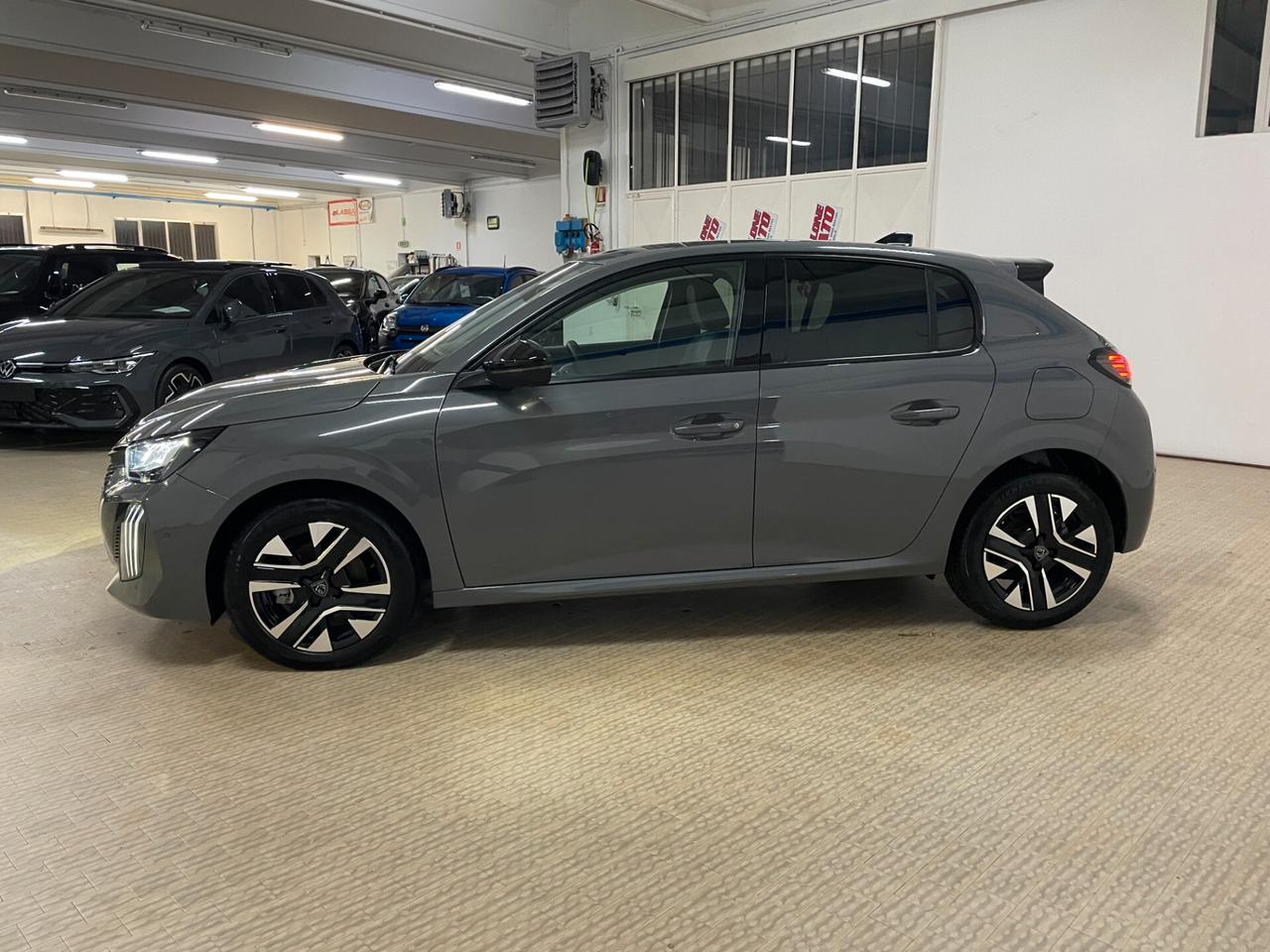 Peugeot 208 Hybrid 110 e-DCS6 Allure Km0 Neopatentati