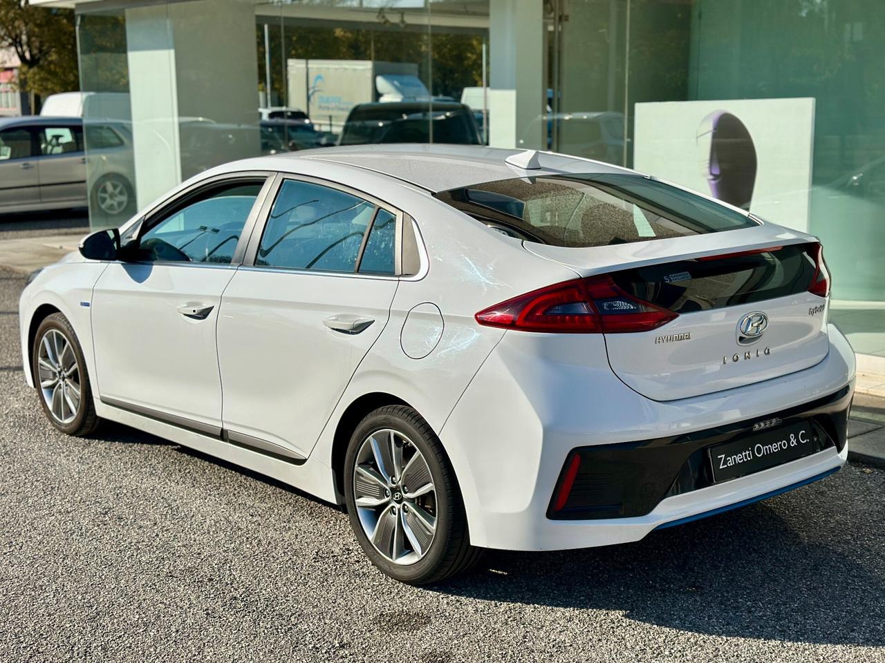 Hyundai Ioniq 1.6 Hybrid DCT Style