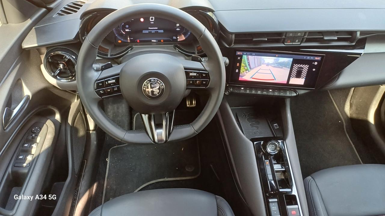 Alfa Romeo Junior 1.2 145 CV Hybrid eDCT6 Speciale