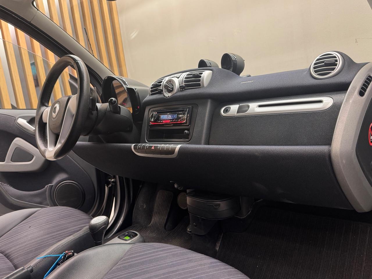 smart forTwo 0.9 52kw neopatentati PULSE SERVOSTERZO mp3 usb