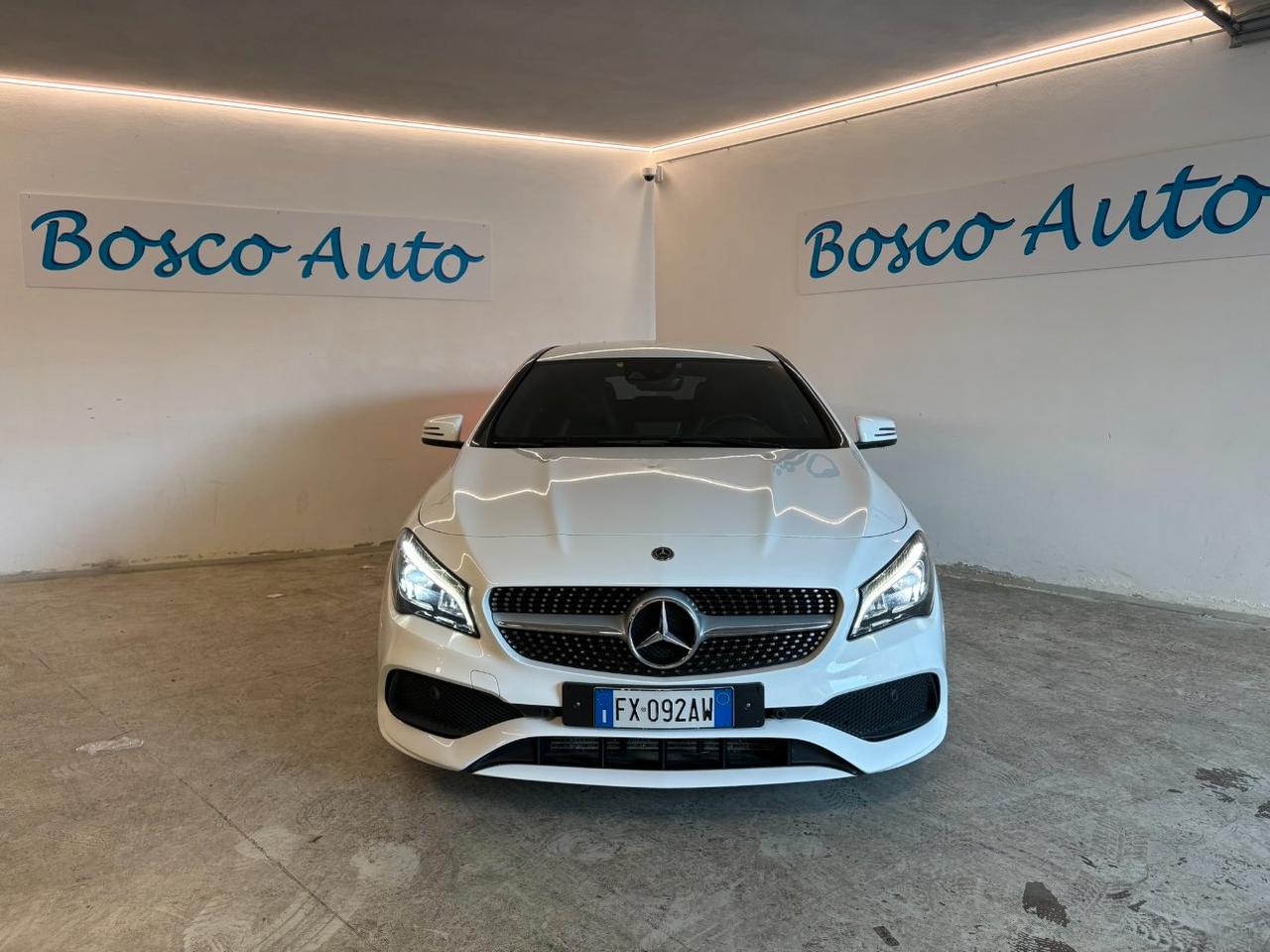 Mercedes-Benz CLA 200 d Shooting Brake Premium S.W.