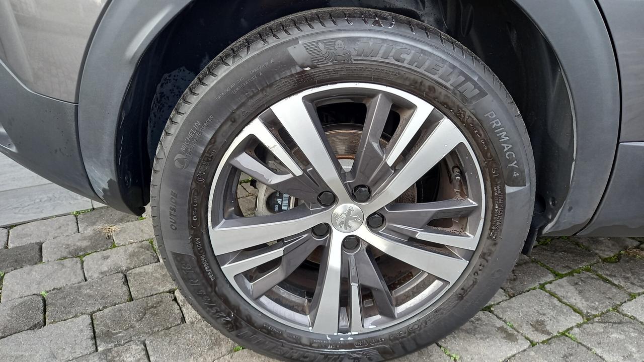 Peugeot 3008 BlueHDi 130 S&S EAT8 Allure