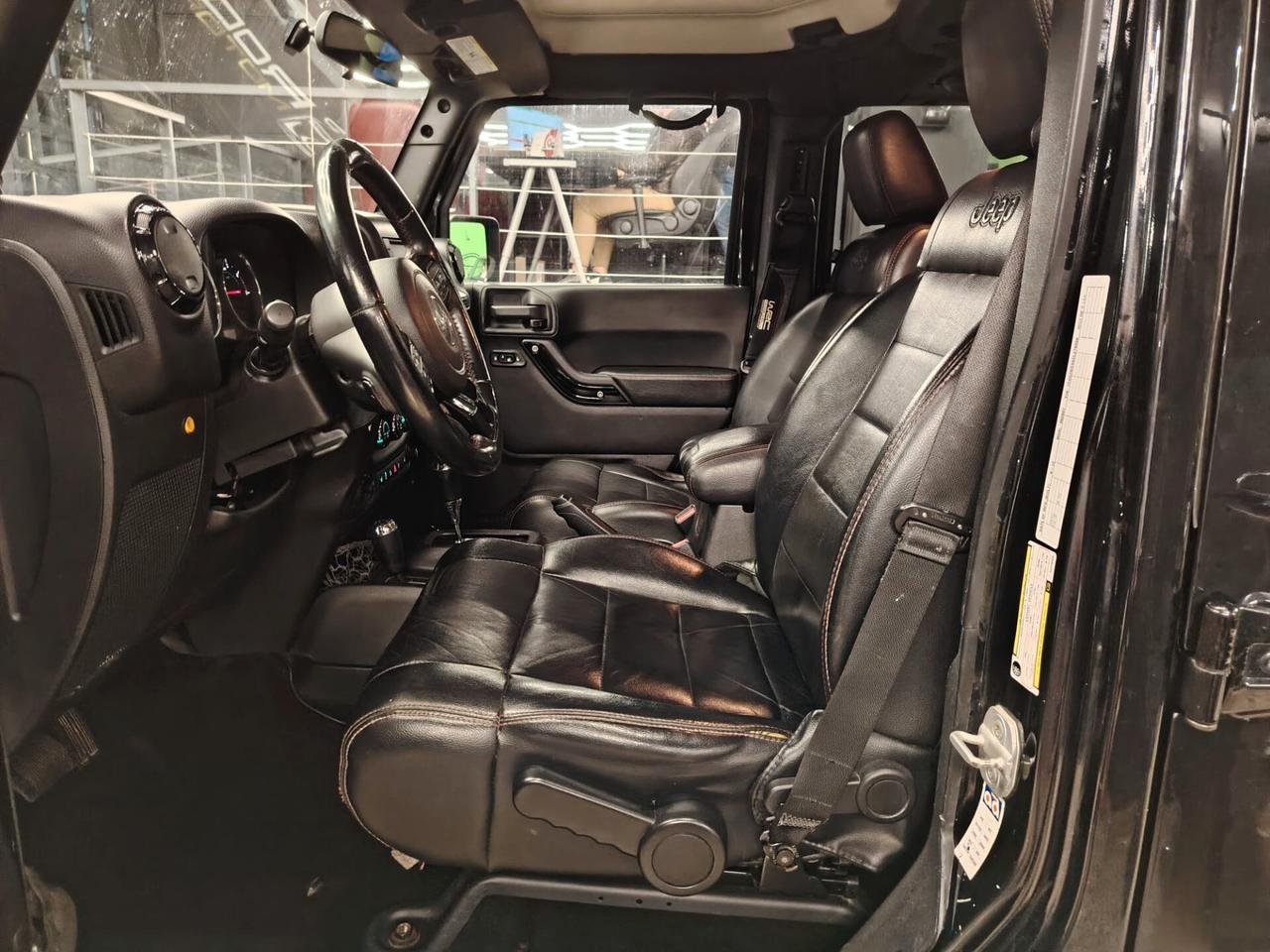 Jeep Wrangler AUTOCARRO Unlimited 2.8 CRD DPF Sahara Auto