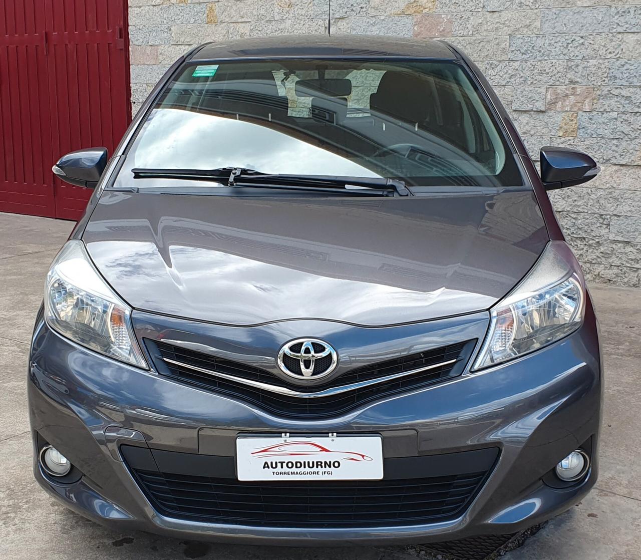Toyota Yaris 1.4 D-4D 5 porte Lounge