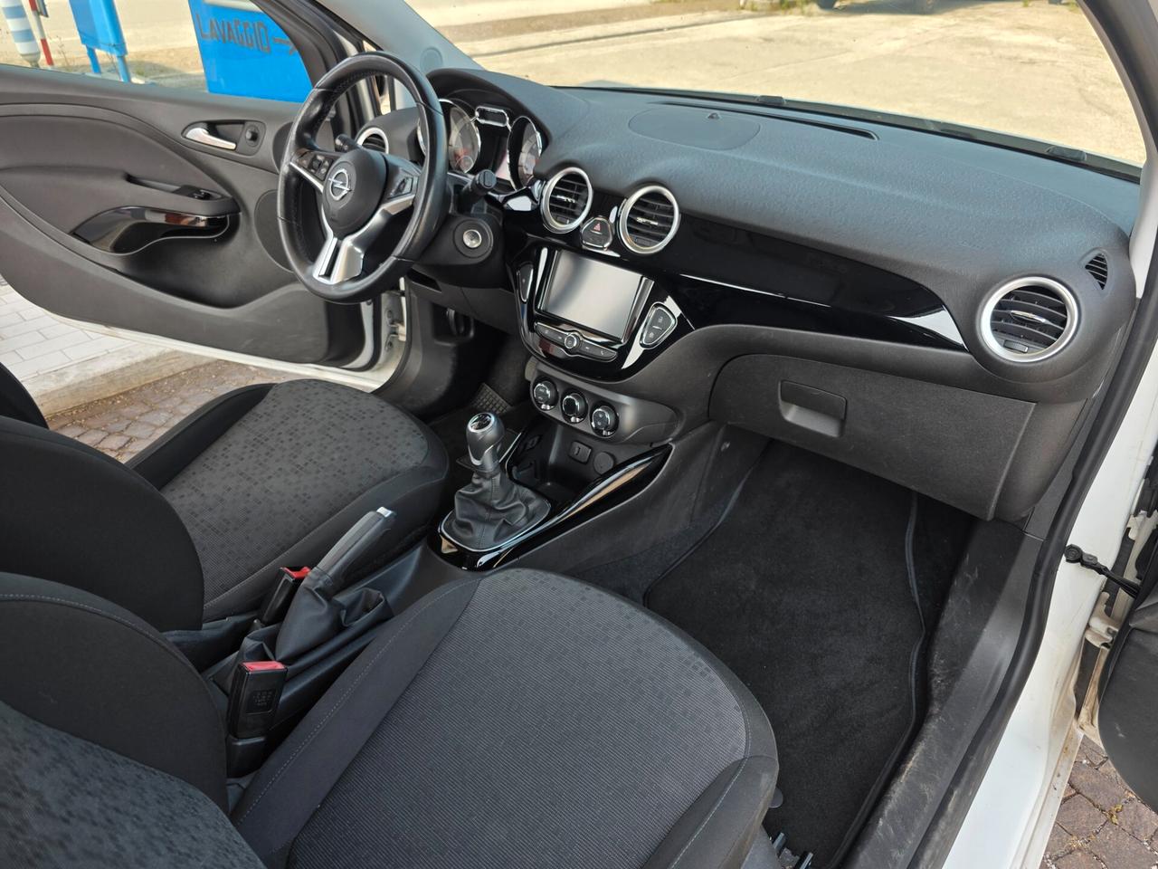 Opel Adam 1.4 87 CV con 83.000km Neopatentati ok