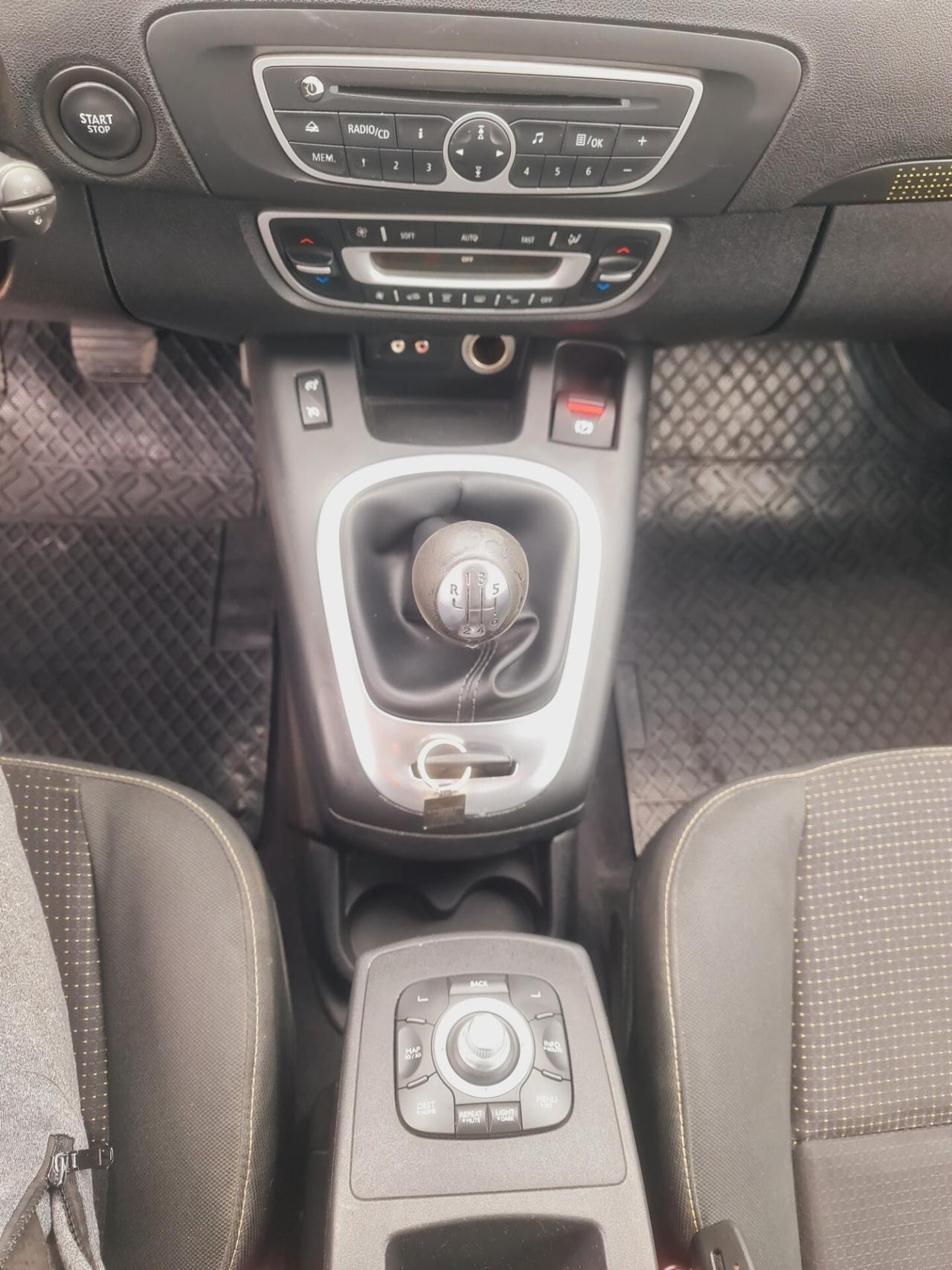 Renault Scenic Scénic X-Mod 1.5 dCi 110CV Dynamique