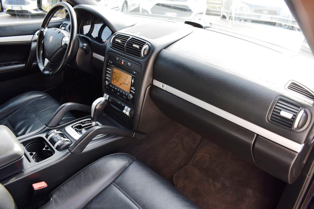 Porsche Cayenne 3.0TDI V6 240cv Tiptronic UNICO PROPRIETARIO IVA ESPOSTA
