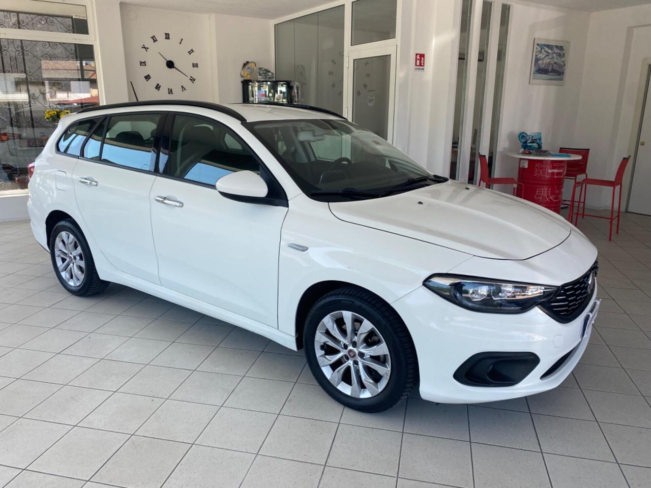 Fiat Tipo 1.6 Mjt S&S SW Lounge -2017