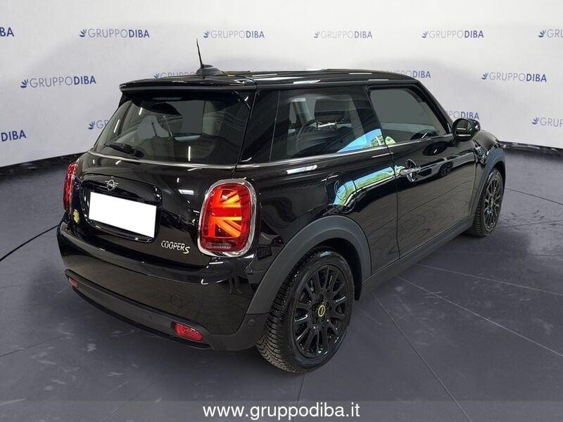 MINI Mini Full Electric Mini F56 2021 Full Electric Mini 3p Cooper SE Essential auto