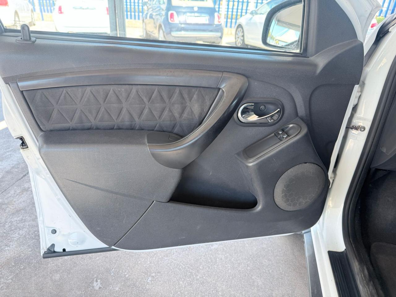 Dacia Duster 1.6 110CV 4x2 Lauréate benzina/metano (incongruenza nel chilometraggio)