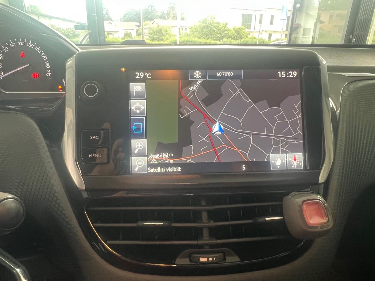 Peugeot 208 PureTech 82 5 porte Allure