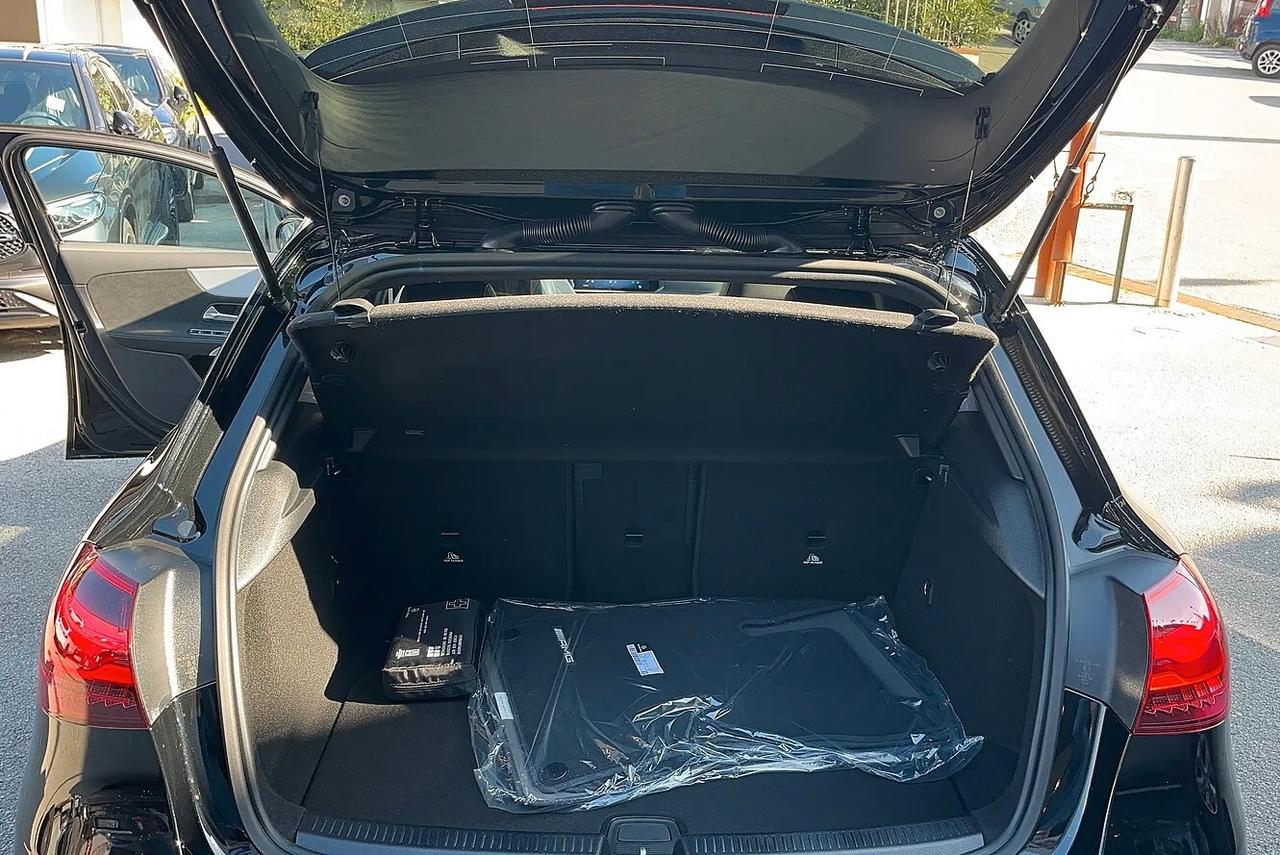 Mercedes-benz A 200 d Edition AMG Line KM0