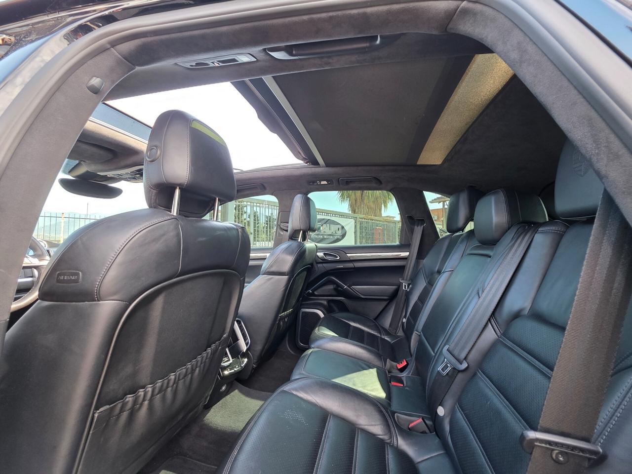 Porsche Cayenne 4.8 Turbo S