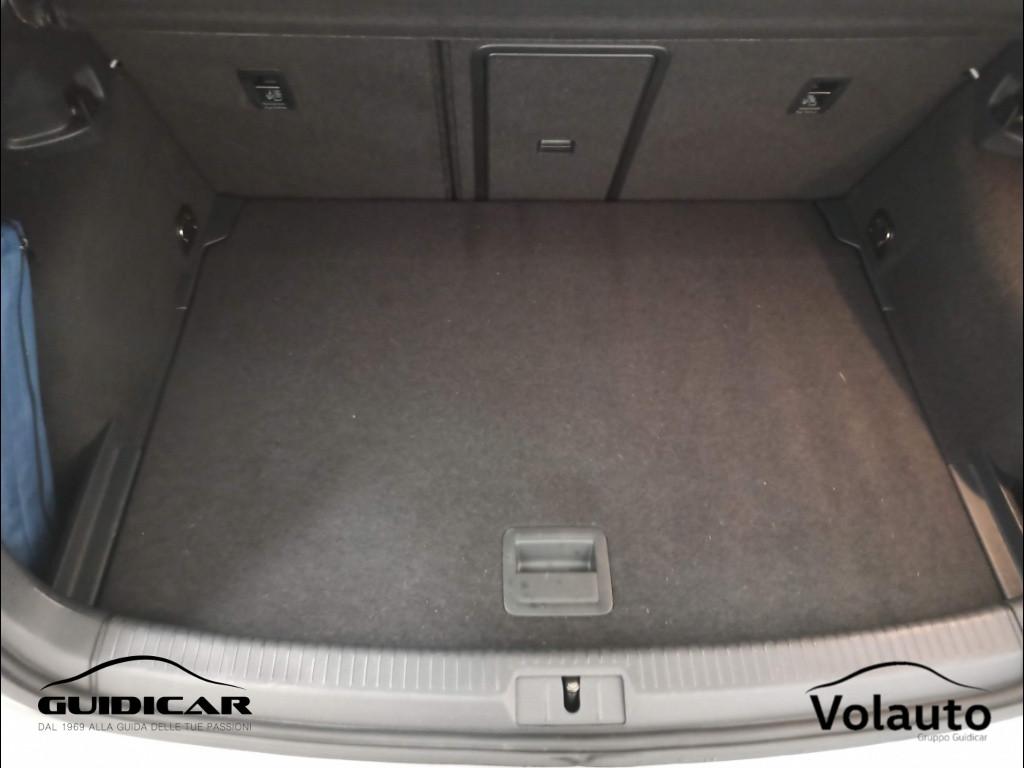 VOLKSWAGEN Golf VII 2013 - Golf 5p 1.4 tgi Highline