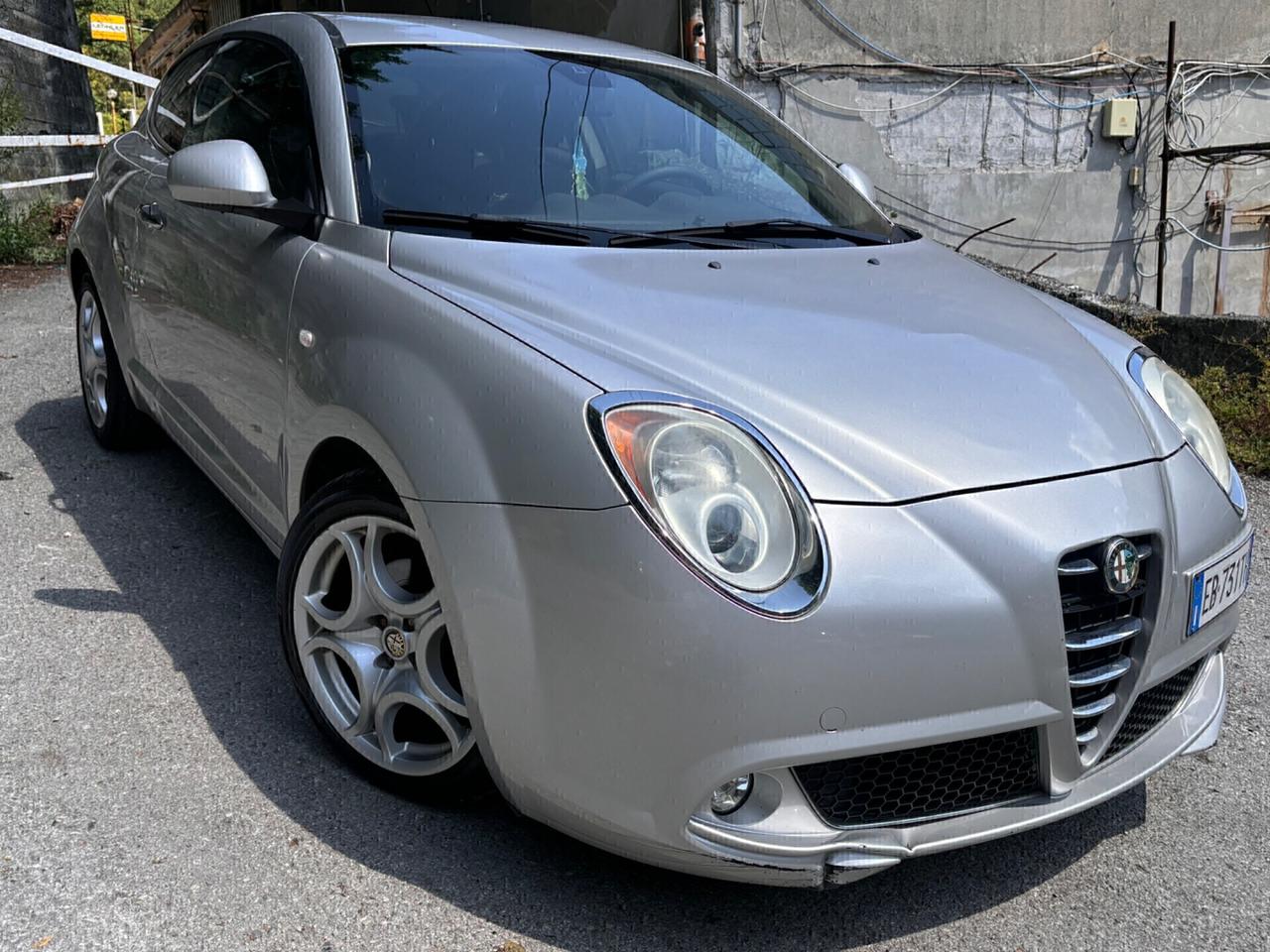 Alfa Romeo MiTo 1.3 JTDm 16V 90 CV Distinctive Sport Pack